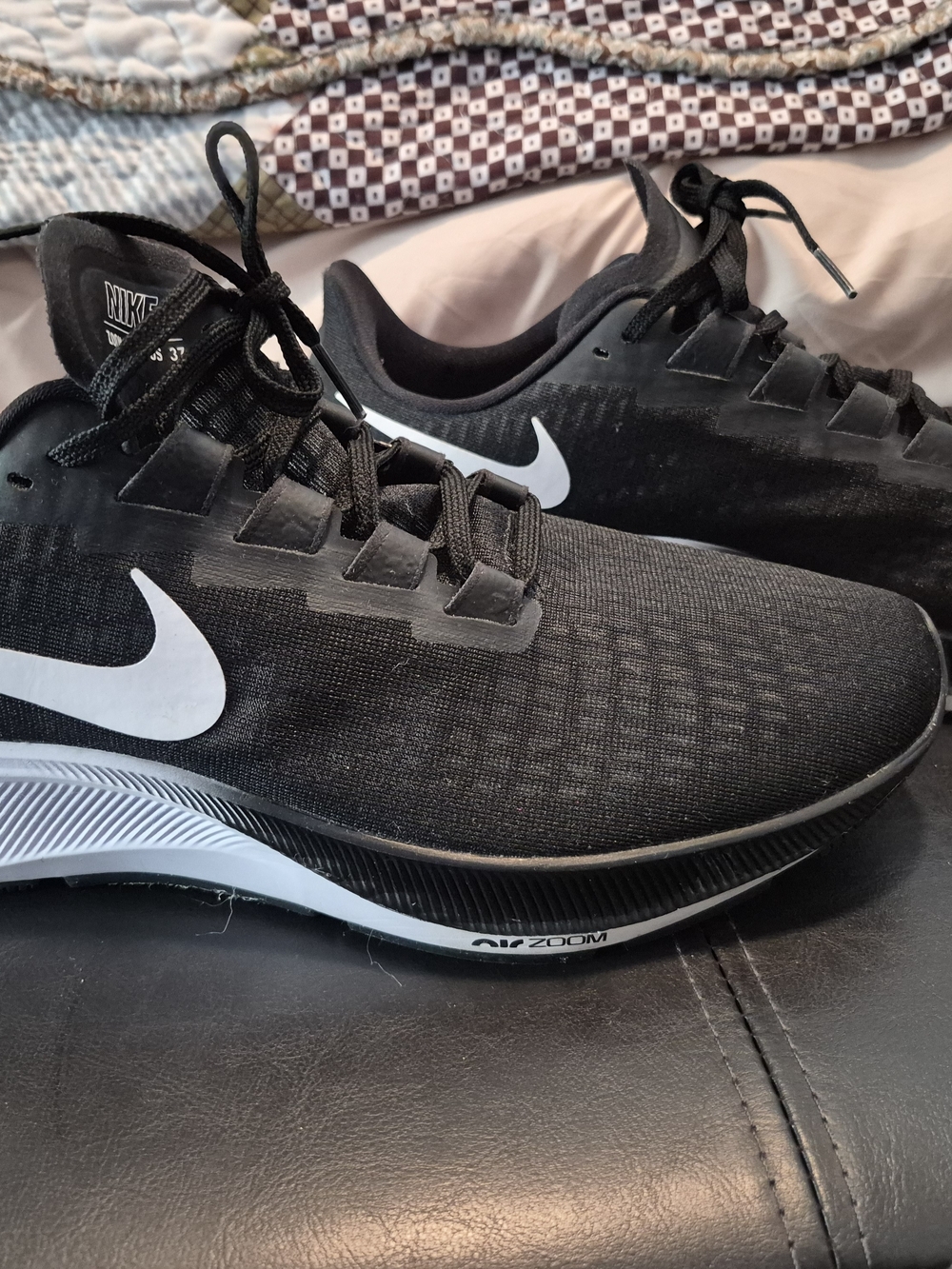 Nike Air Zoom Pegasus 37 Men's Running Sneakers size 11 1/2 - Picture 2 of 11